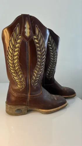 Bota Texana Feminina Santarém Boots Nº 35 + Cinto de couro country