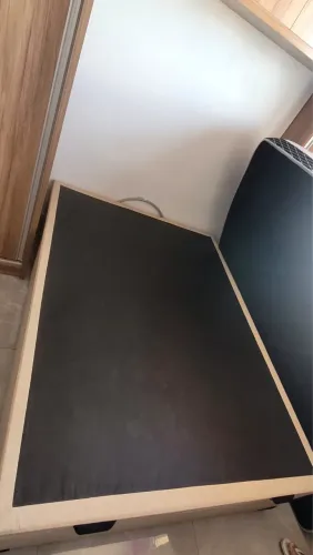 Cama Box com baú 