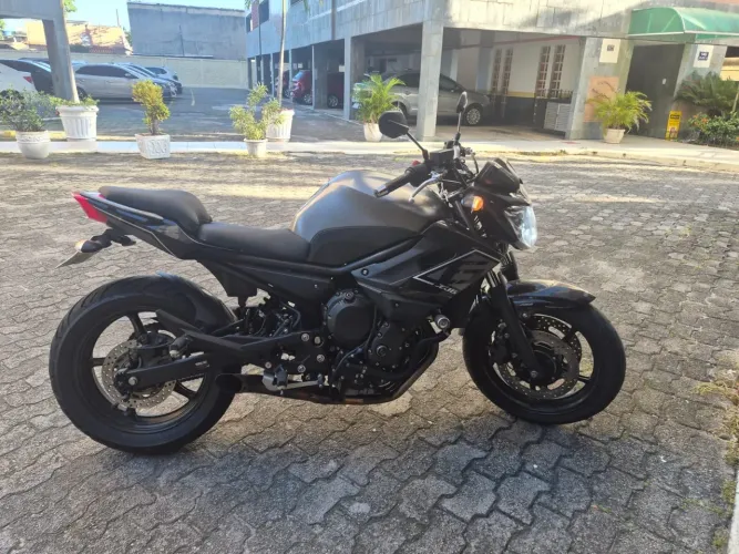 Yamaha XJ6 N 2017