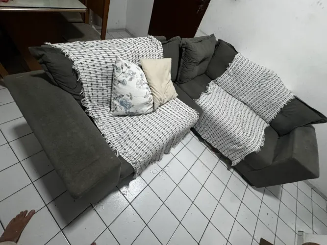 Sofá em L 5 lugares