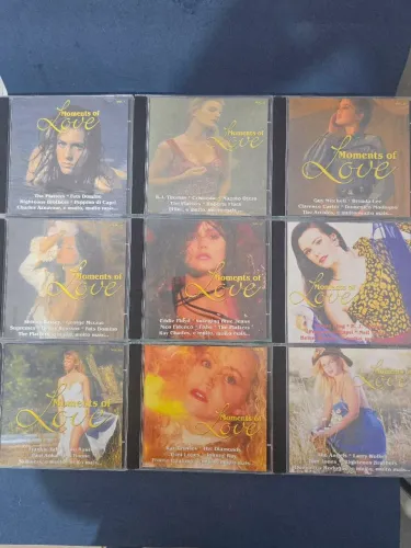 Coleção Completa 9 CDs Moments of Love - Raridade/Bom Estado"