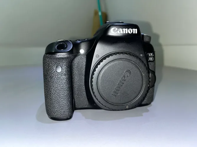 Canon eos 70D com defeito 