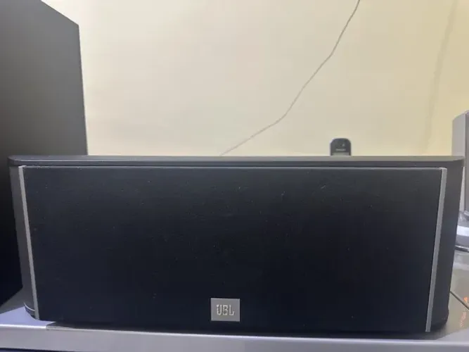 CAIXA CENTRAL JBL ES25C EM EXCELENTE ESTADO DE CONSERVAÇÃO!