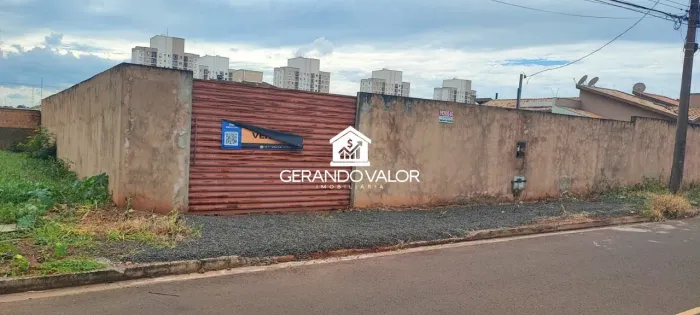 Terreno Único com 300m²