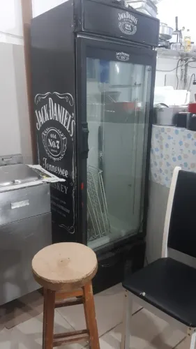 Geladeira expositora bebidas