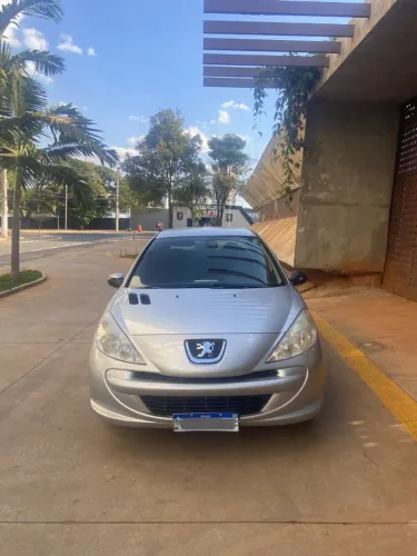 Peugeot 207 Active 1.4 Flex 8V 5P 2014