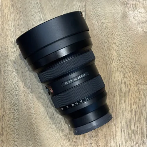 Lente Sony 12 24mm 2.8 usada em ótimo estado