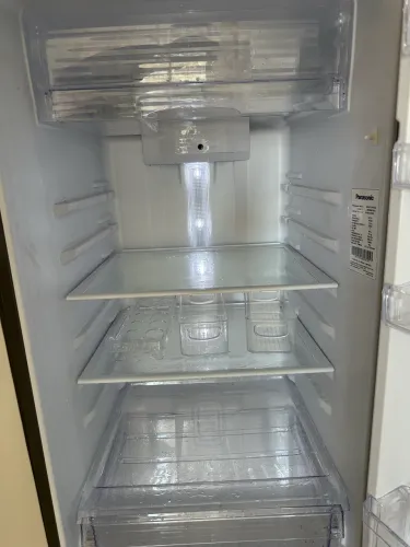Geladeira Panasonic Frost Free MUITO NOVA!