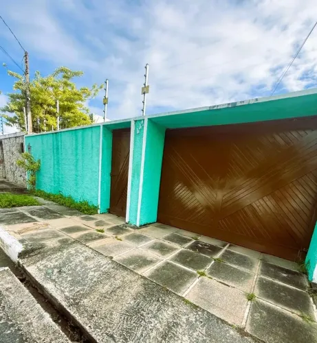 Casa térrea com 3 quartos na Pitanguinha - Maceió - AL