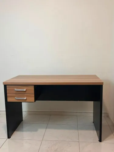 Mesa Escrivaninha de Escritório com 2 Gavetas - Ótimo Estado