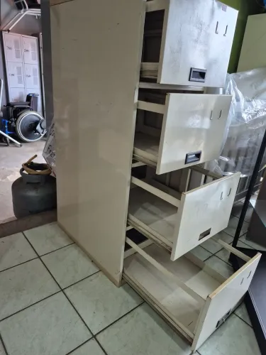 Arquivo metal 4 gavetas