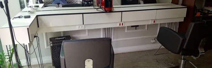 Bancada para Salão de Cabeleireiro ou Barbearia