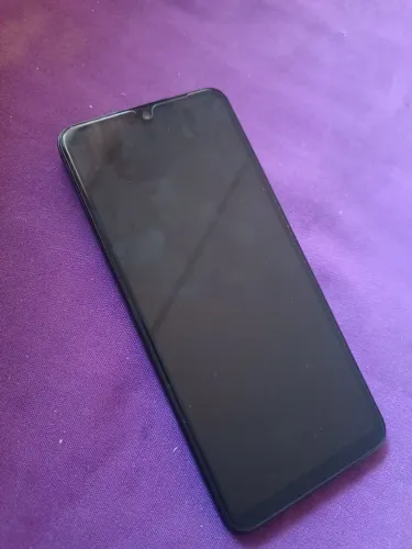 Vende-se um xiaomi 14C novo