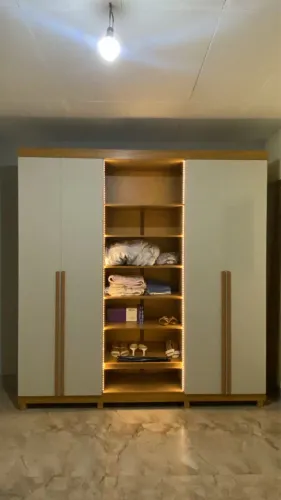 Guarda-roupas 
