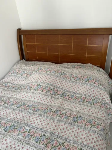 Cama de casal madeira maciça