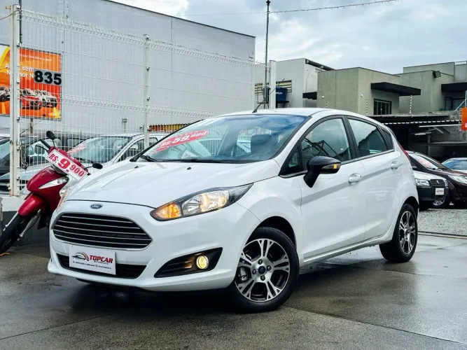 Ford Fiesta 1.6 16V Flex Aut. 5P 2017