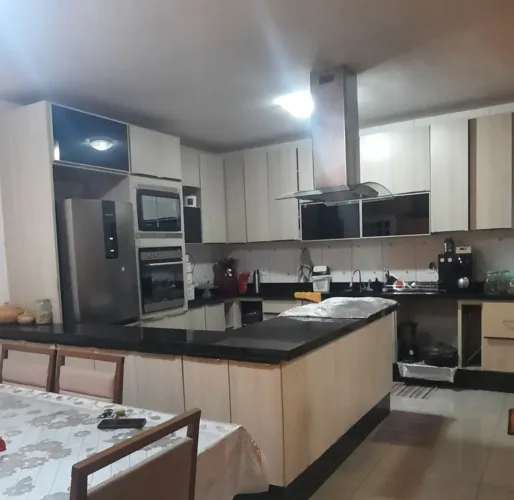 Sobrado em Santa Maria DF