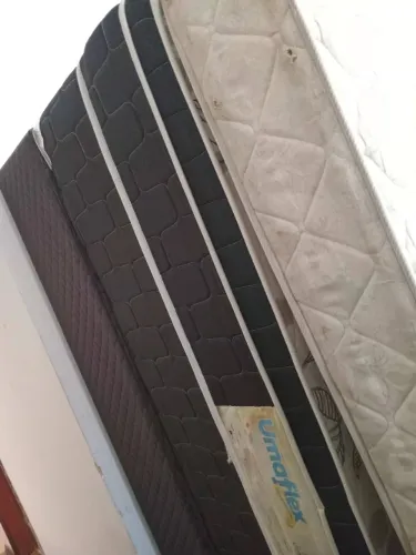 VENDO AS DUAS CAMAS,UMA BOX CASAL E UMA CONJUGADA CASAL