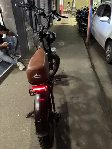 Bike elétrica até 50km/h com acelerador