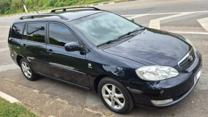 Toyota Corolla Fielder SW 1.8/1.8 XEI Flex Aut. 2005