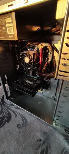 Pc gamer + Monitores ?