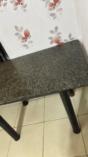 Mesa 6 Lugares Tampo de Mármore!! PREÇO EXCELENTE PRA SAIR LOGO!!