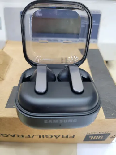 Galaxy Buds4 Pro