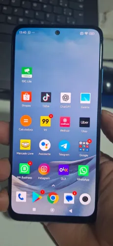Redmi note 11 128 gb bateria boa em perfeito estado. Com carregador. Aceito cartão 