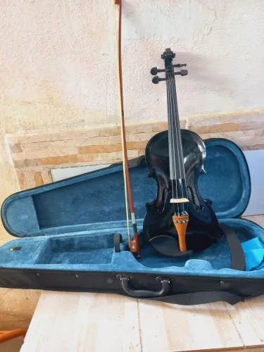 Vende-se violino