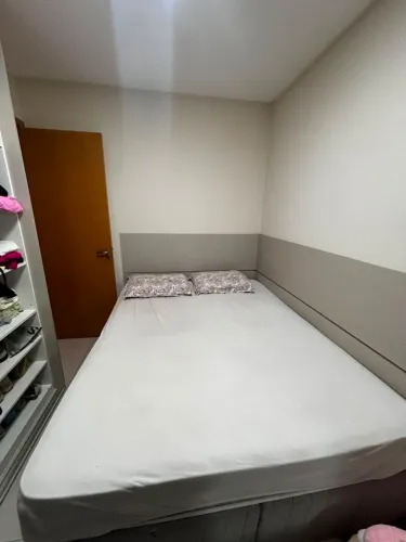 Cama box com colchão queen