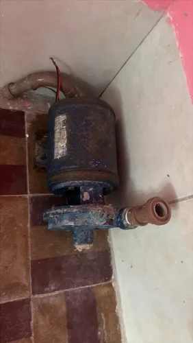 Vendo bomba d?água 