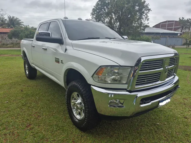 Dodge Ram 2500 Laie 6.7 TDI CD 4X4 Dies 2012