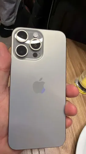 IPHONE 15 PRO MAX 256 gb
