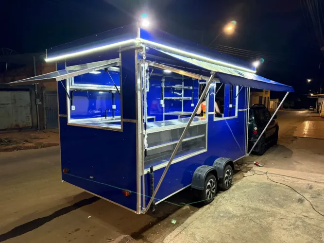 Food truck trailer