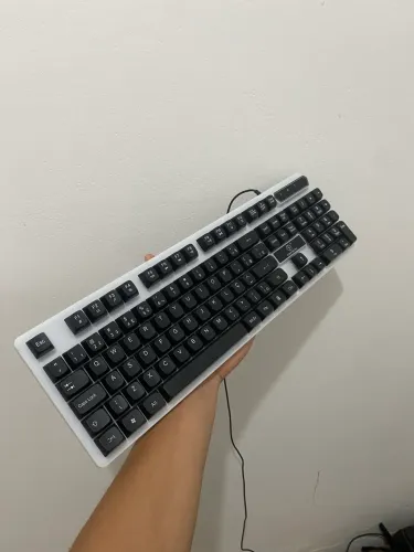 Teclado gamer RGB 100%