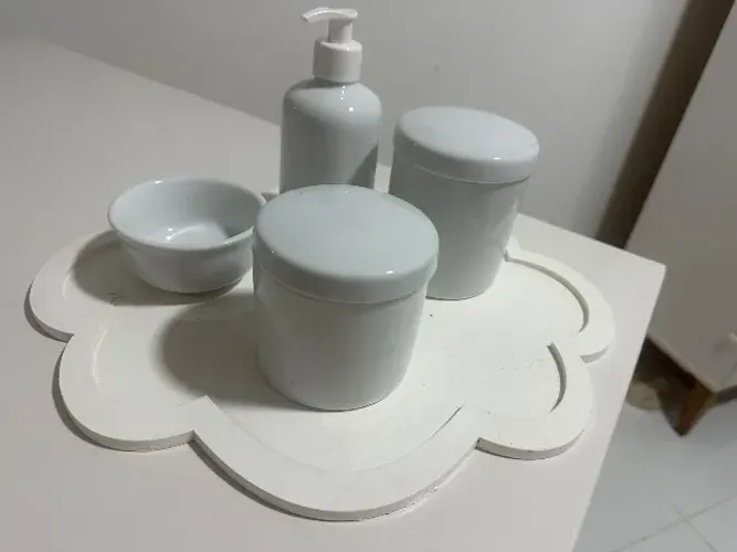 Kit maternidade porcelana e mdf
