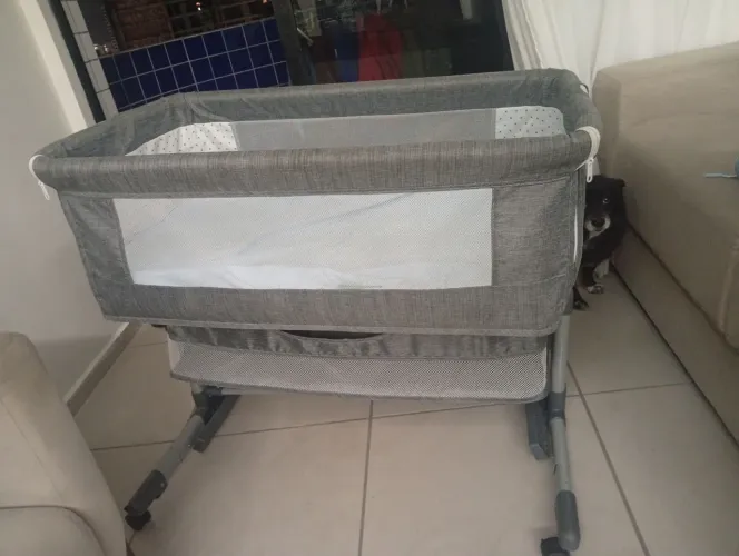 Berço portátil semi-novo