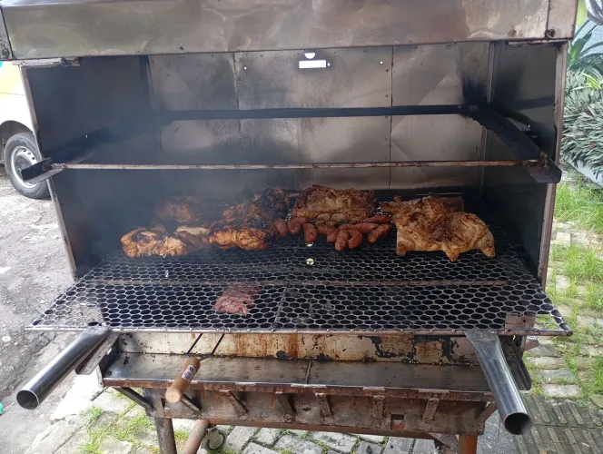 Churrasqueira de inox