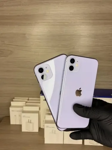 iPhone 11