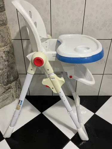 Cadeirinha de alimentação