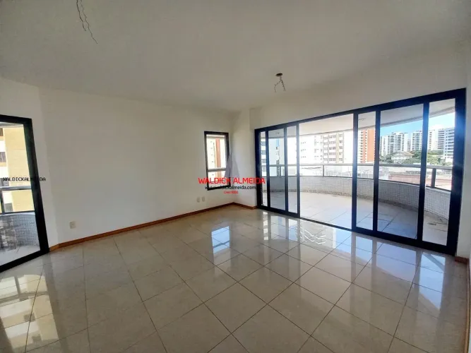 Apartamento para Venda em Salvador, Graça, 4 dormitórios, 4 suítes, 6 banheiros, 4 vagas