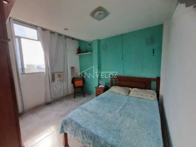 Apartamento - / Residencial / Santa Teresa