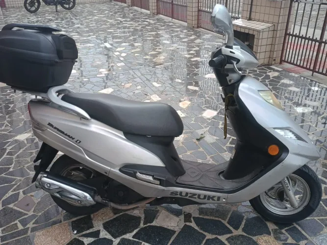 Burgman único dono