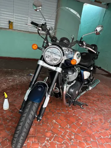 ? VENDO OU TROCO - Royal Enfield Super Meteor 650 Celestial Blue