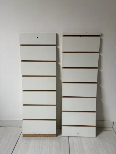 2- Painéis MDF p/ Loja c/ 5 Ganchos 90Ax30L