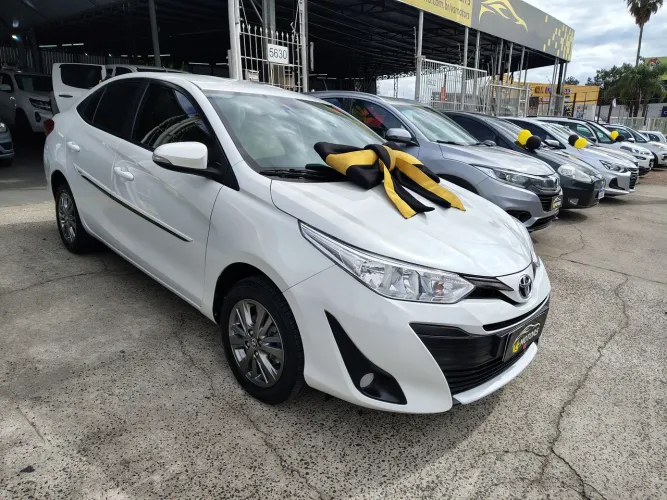 Toyota Yaris XS Connect Sedan 1.5 Flex 16V AUT 2022