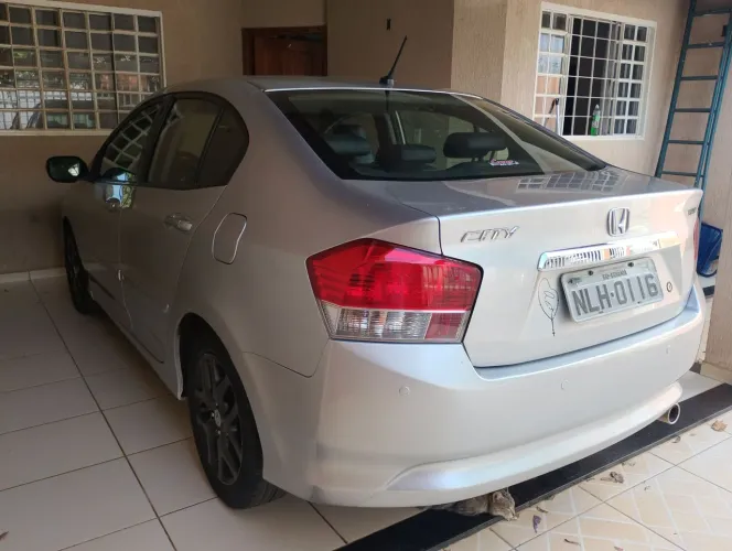 Honda City Sedan EXL 1.5 Flex 16V 4P Aut. 2010