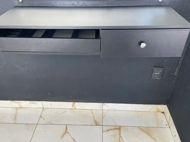 Bancada para barbearia