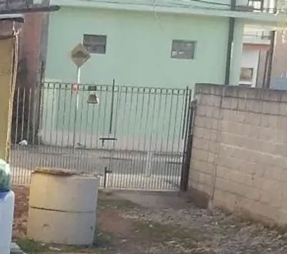 Portão de ferro maciço usado - 3,52 m de largura total
