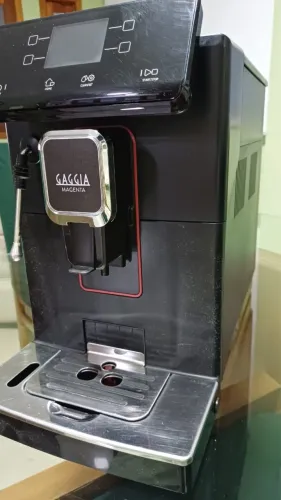 Cafeteira Expresso Gaggia Magenta